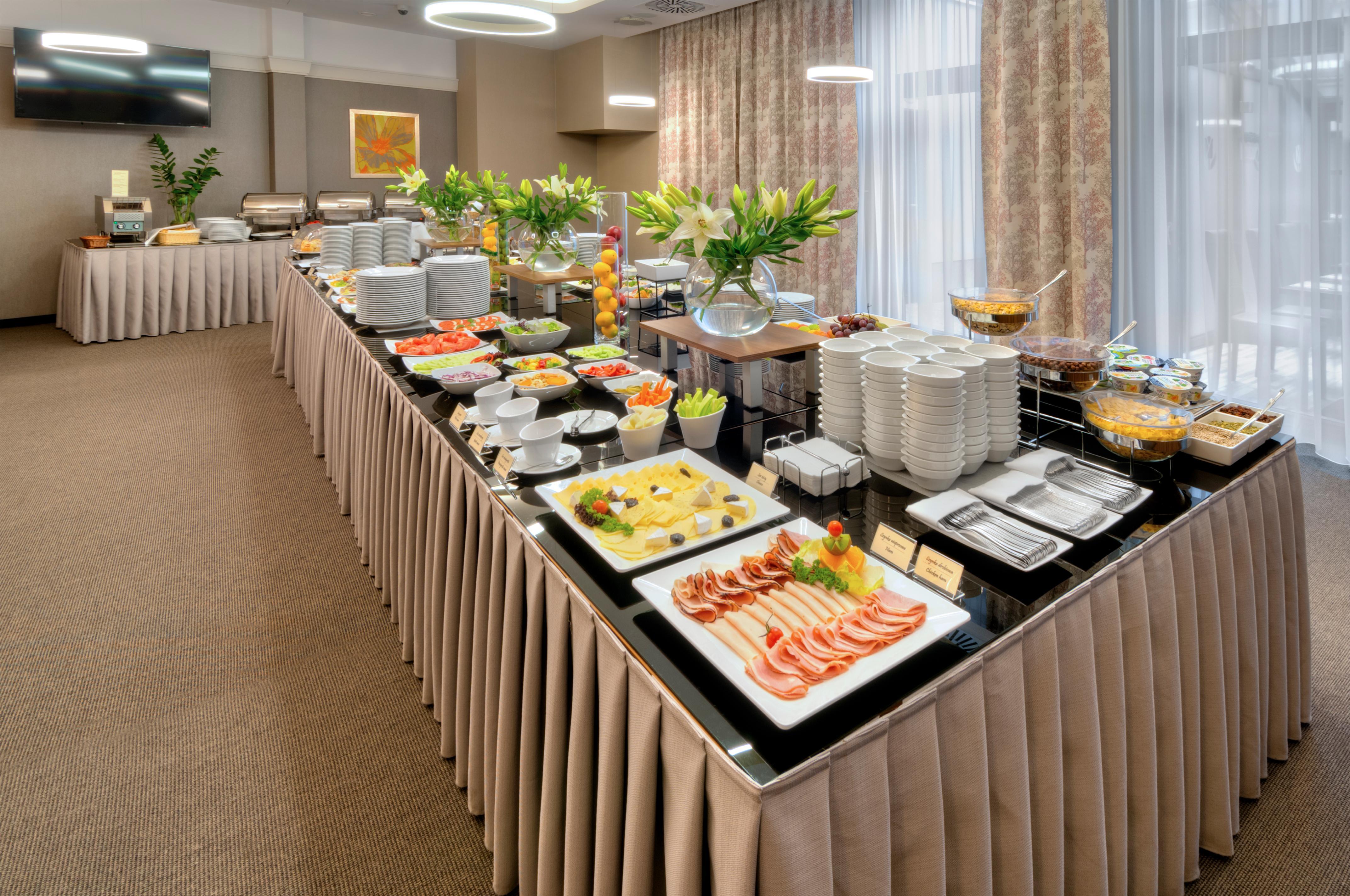 Golden Tulip Krakow City Center Hotel Exterior photo